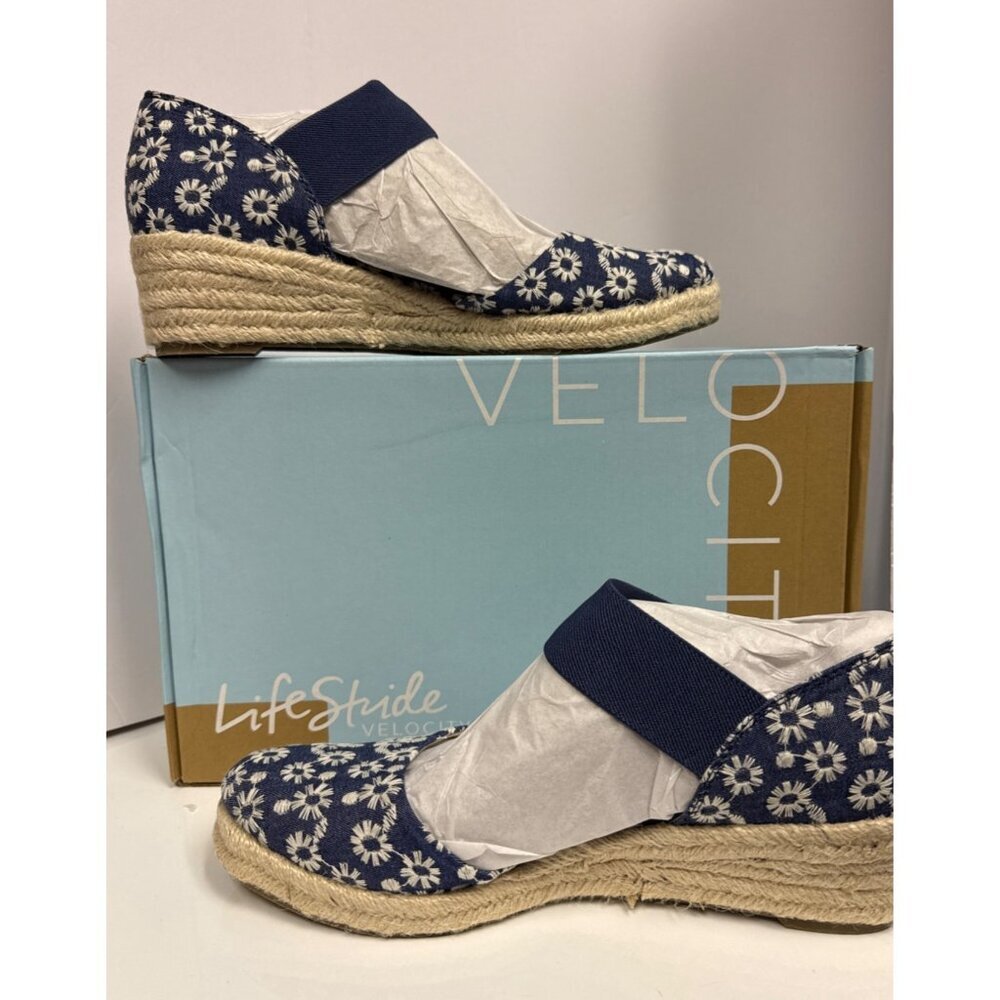 Lifestride Kaylee Women's Shoes Espadrille Blue White Daisy Floral Wedge 9.5 — image 2 of 8